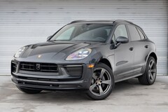 2026 Porsche Macan SUV