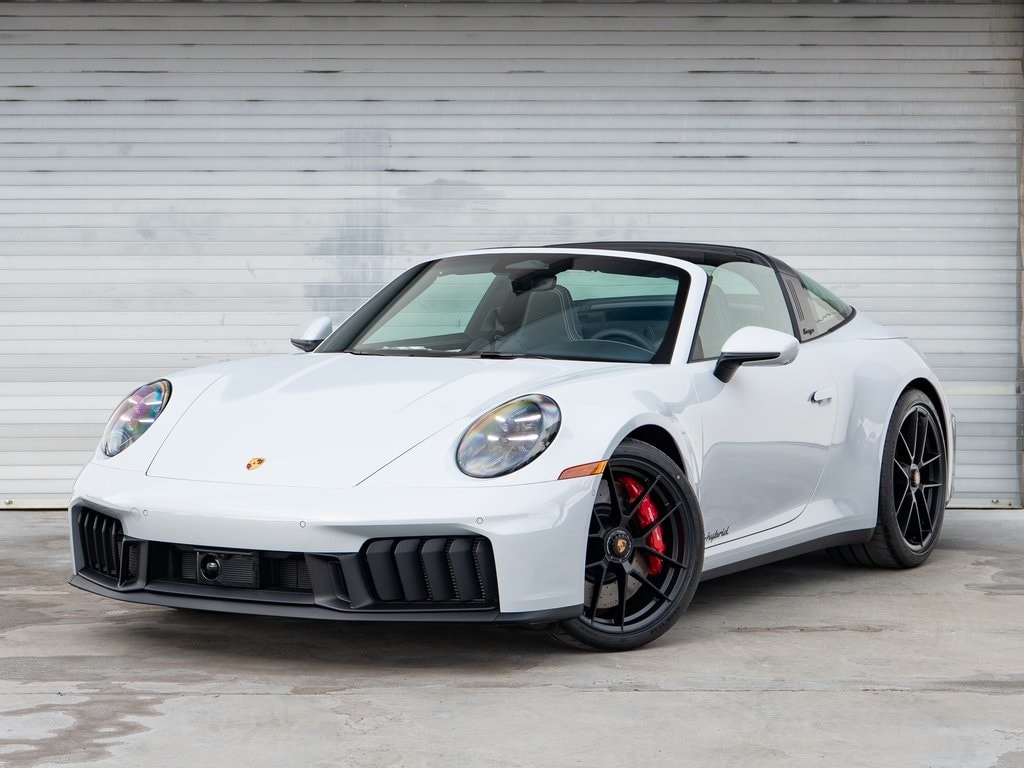 2026 Porsche 911 GTS