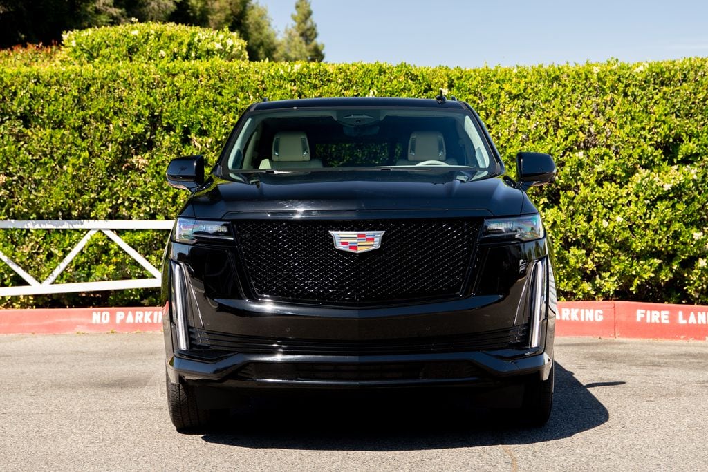 2024 CADILLAC Escalade Sport Platinum photo 2