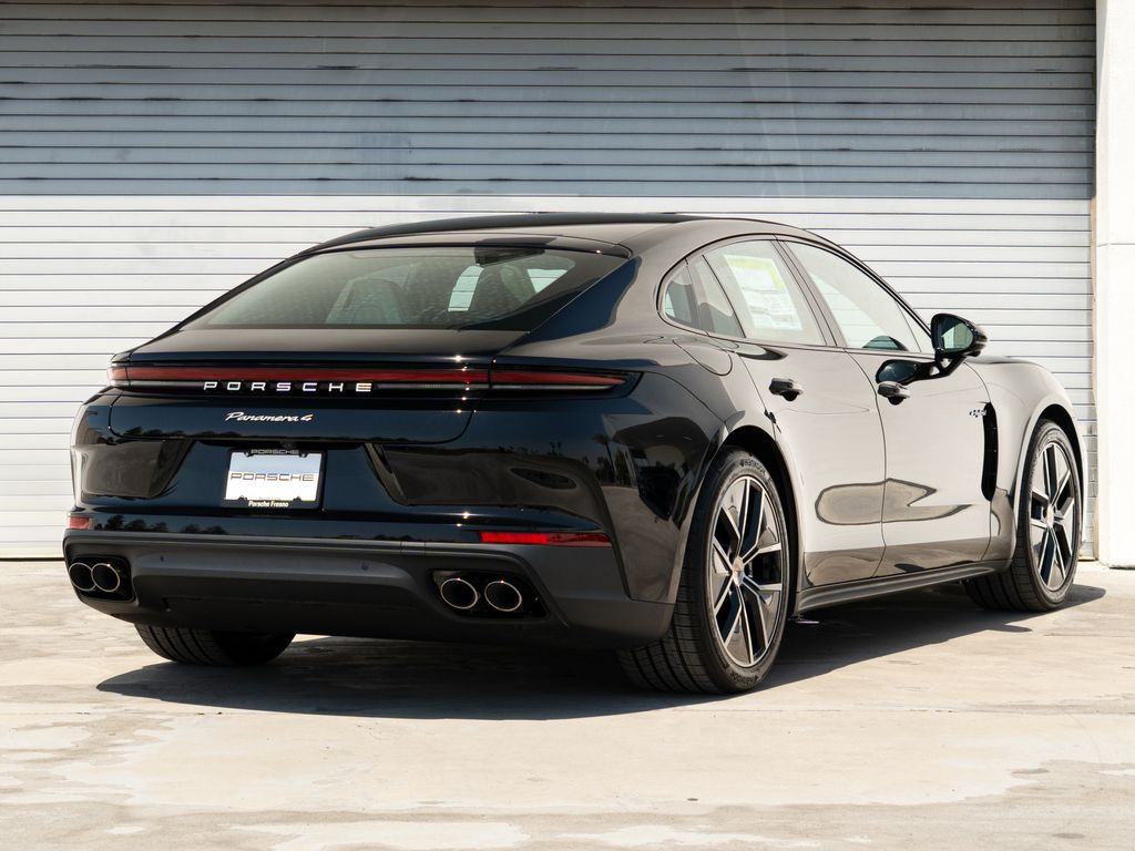2026 Porsche Panamera 4 E-Hybrid - Photo 30