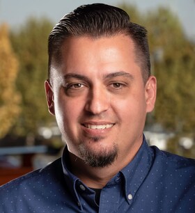 Staff member Sean LaBonte from 986ca6808de4
