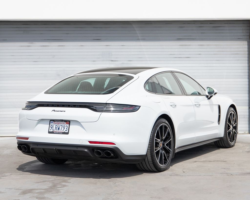 2023 Porsche Panamera 4 Platinum Edition photo 6