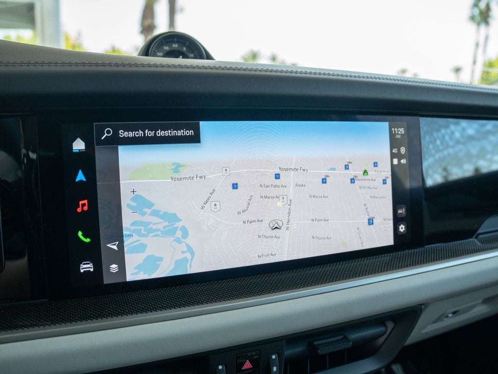 2025 Porsche Cayenne Turbo E-Hybrid - Photo 8