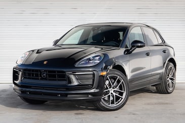 2025 Porsche Macan SUV