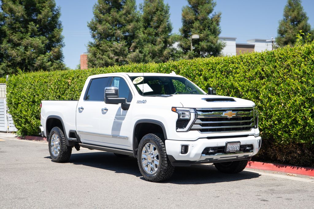 2024 Chevrolet Silverado HD High Country 4WD Crew Cab Standard Box's photo