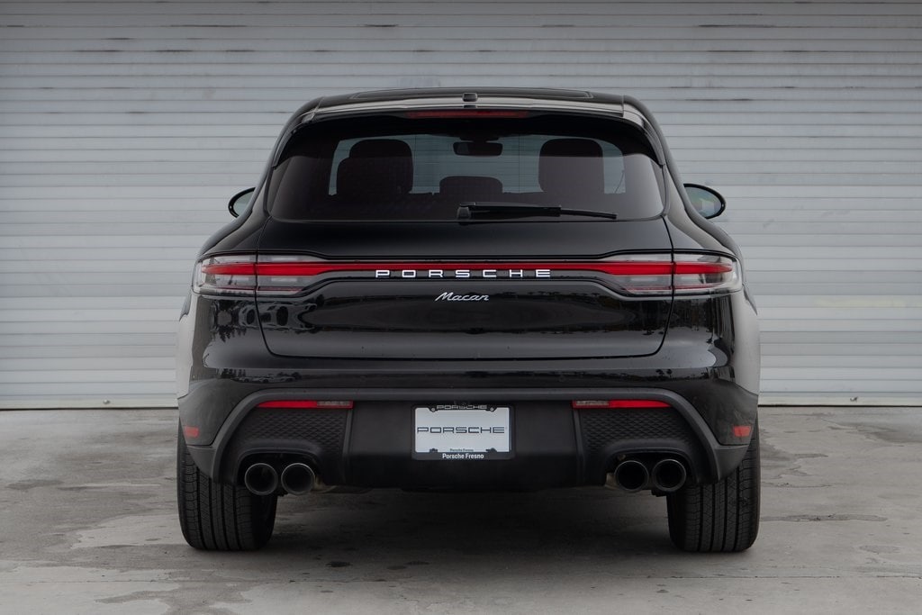 2025 Porsche Macan photo 5