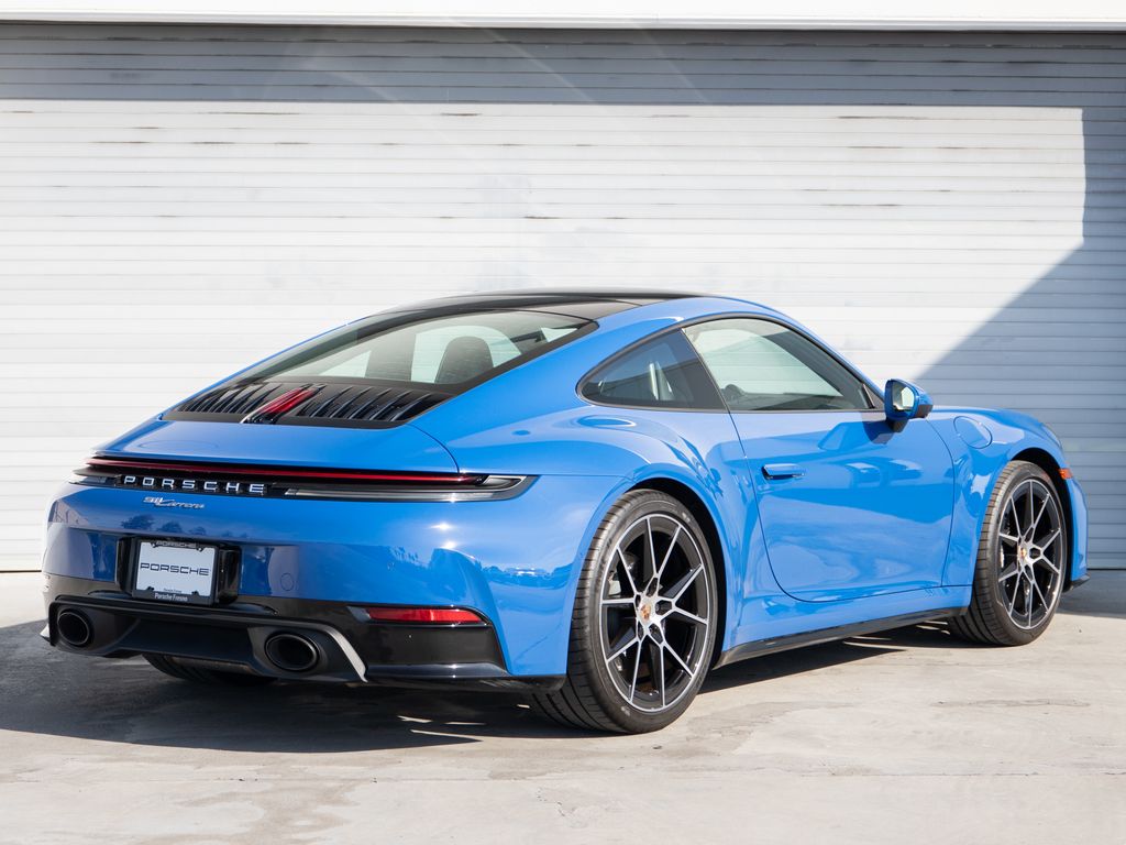 2025 Porsche 911 Carrera photo 6