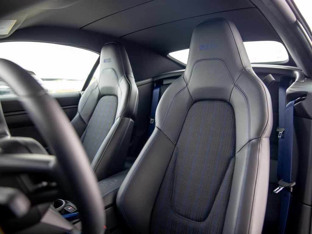 2026 Porsche 911 Carrera T photo 4