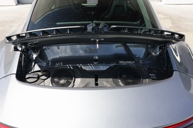 2025 Porsche 911 - Photo 25