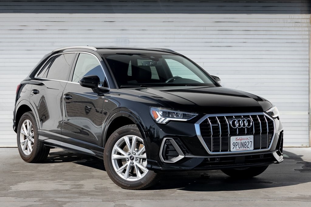 2024 Audi Q3 S Line Premium's photo
