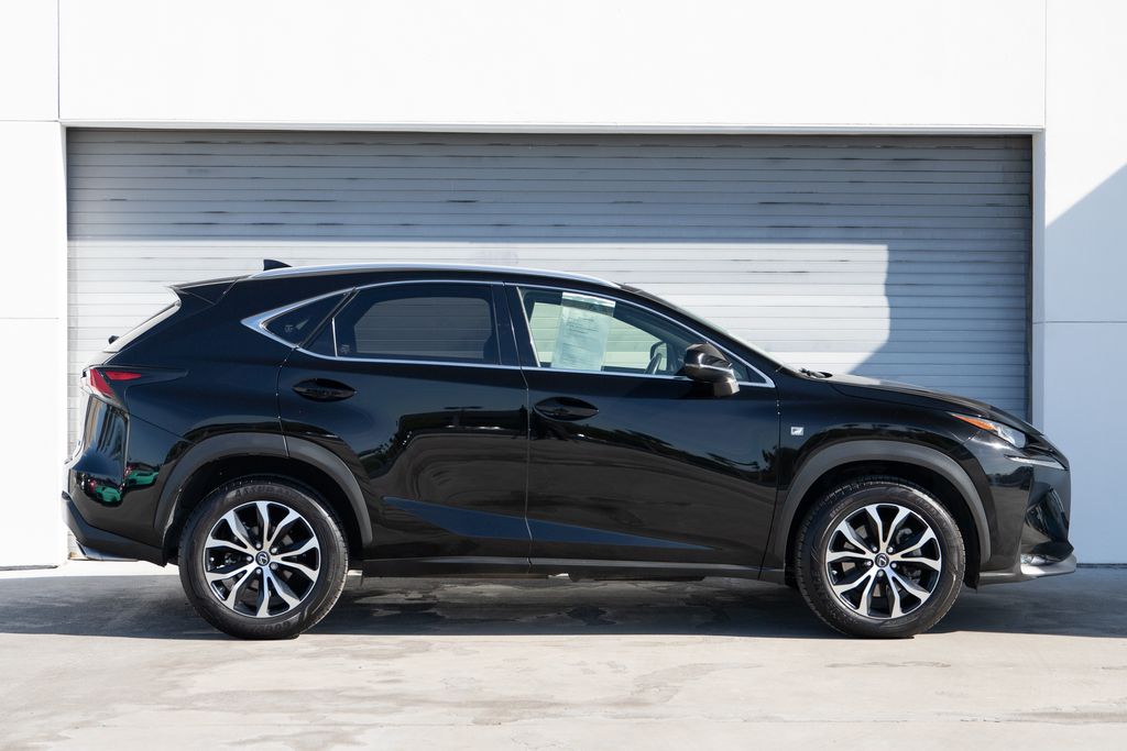 2017 LEXUS NX 200t F Sport photo 4