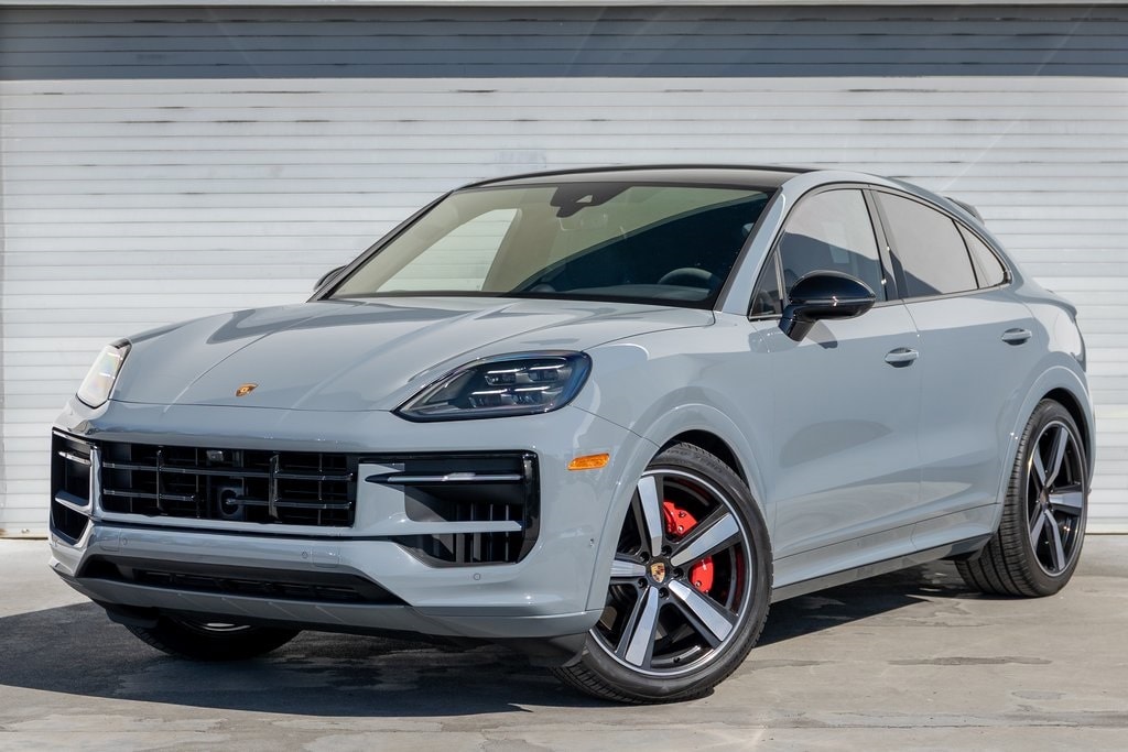 2025 Porsche Cayenne Coup GTS