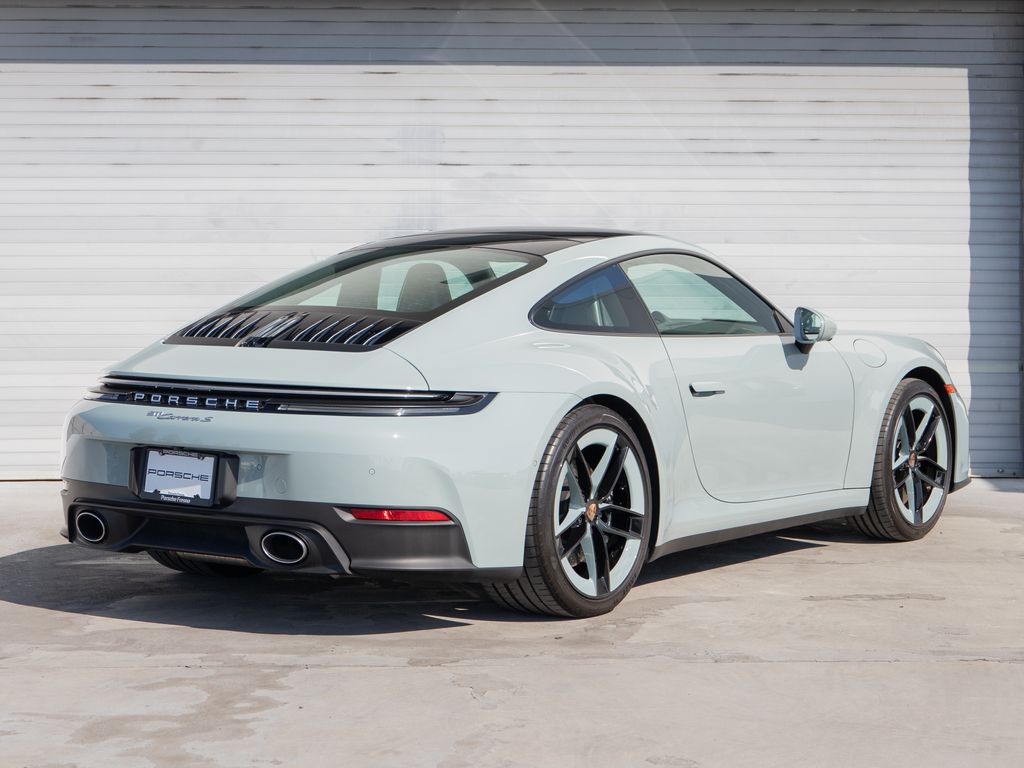 2025 Porsche 911 Carrera S photo 6