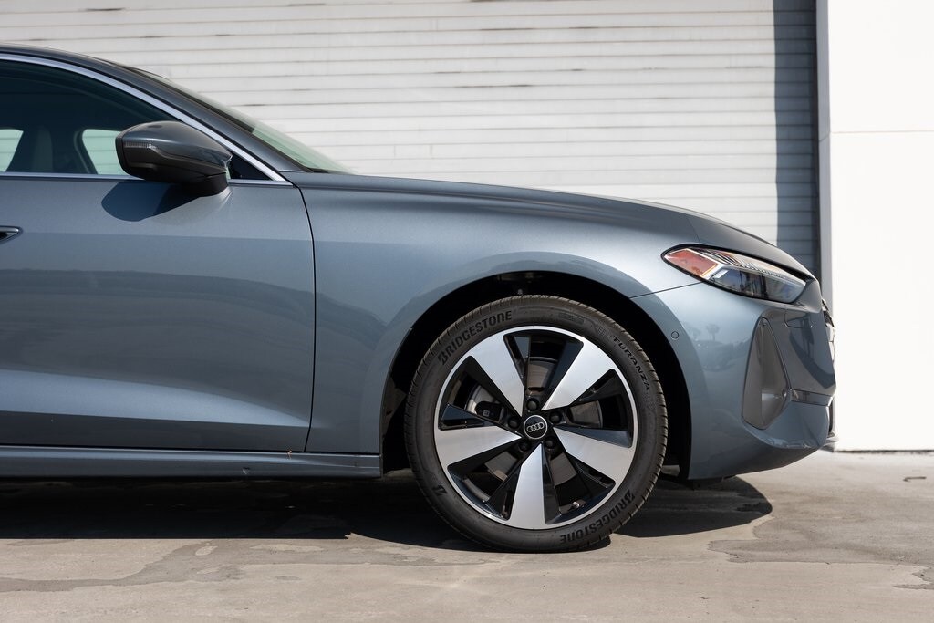 2025 Audi A5 2.0T Premium Plus photo 4