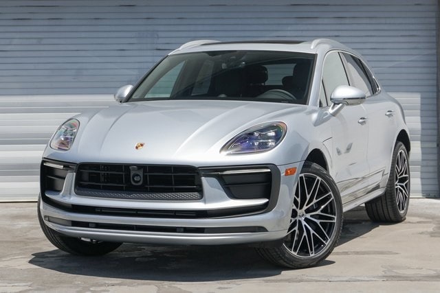 2025 Porsche Macan