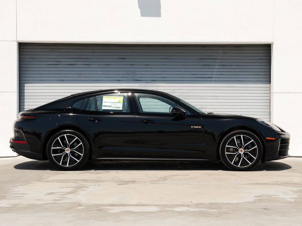 2026 Porsche Panamera 4 E-Hybrid - Photo 26