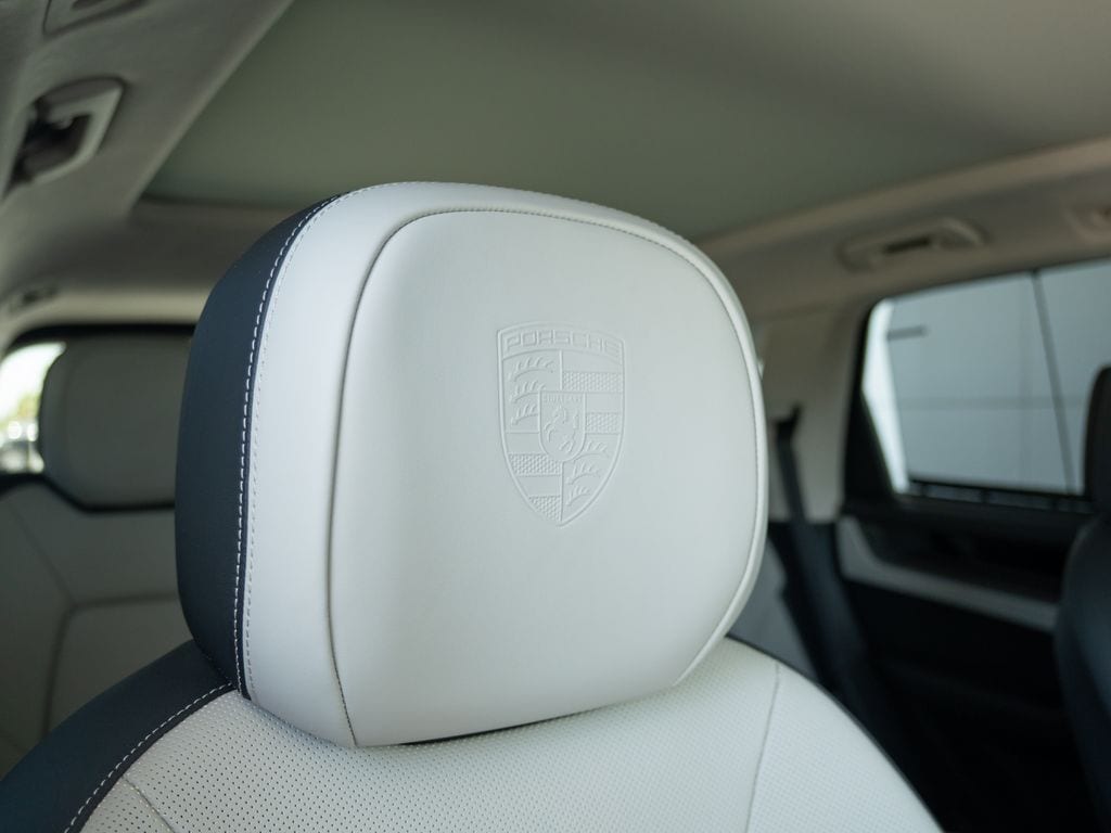 2025 Porsche Cayenne Turbo E-Hybrid - Photo 20