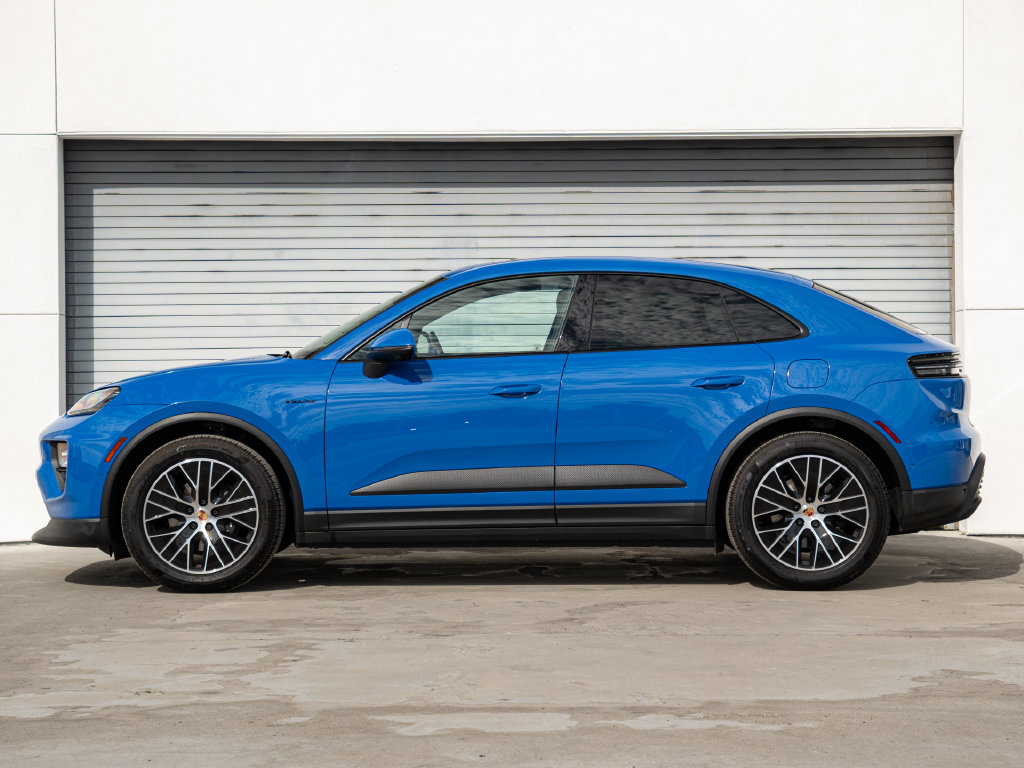 Certified 2026 Porsche Macan Base with VIN WP1AD2XA3TL075616 for sale in Fresno, CA