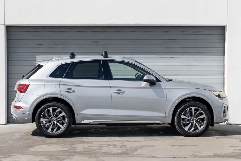 2025 Audi Q5 45 S line Premium photo 4