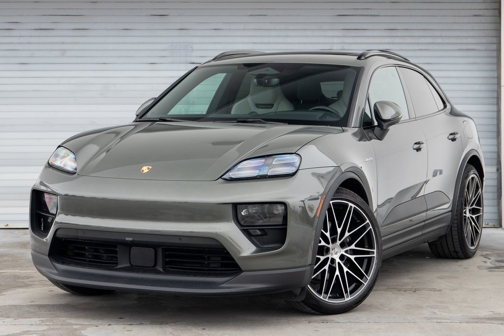 2024 Porsche Macan Base