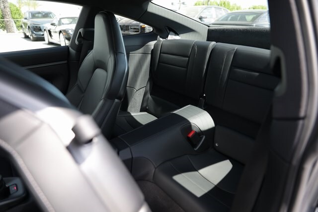 2025 Porsche 911 - Photo 20