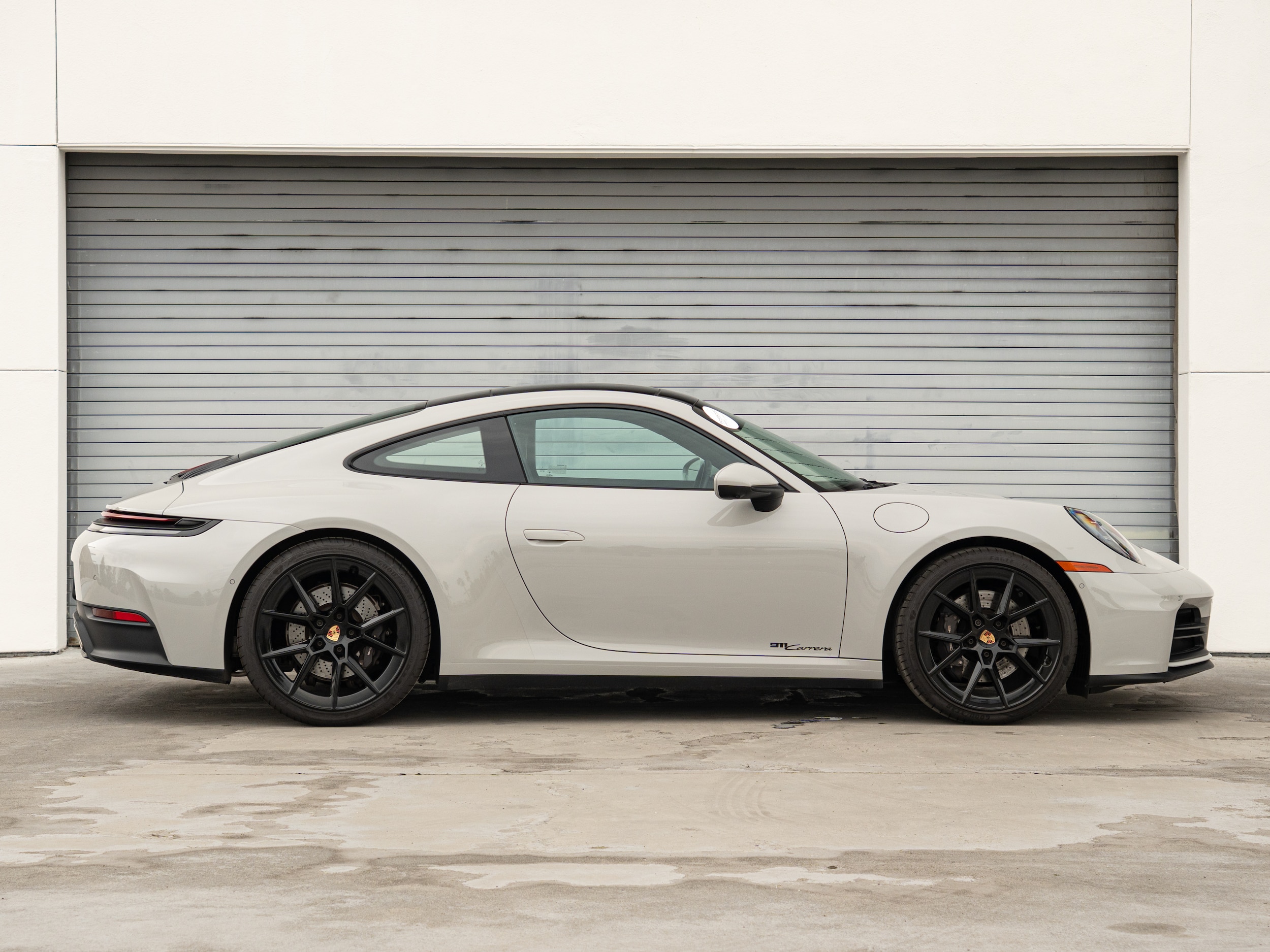 2025 Porsche 911 - Photo 25