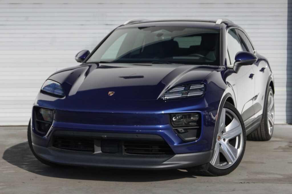 New 2024 Porsche Macan 4 Electric Fresno CA WP1AA2XA1RL000186