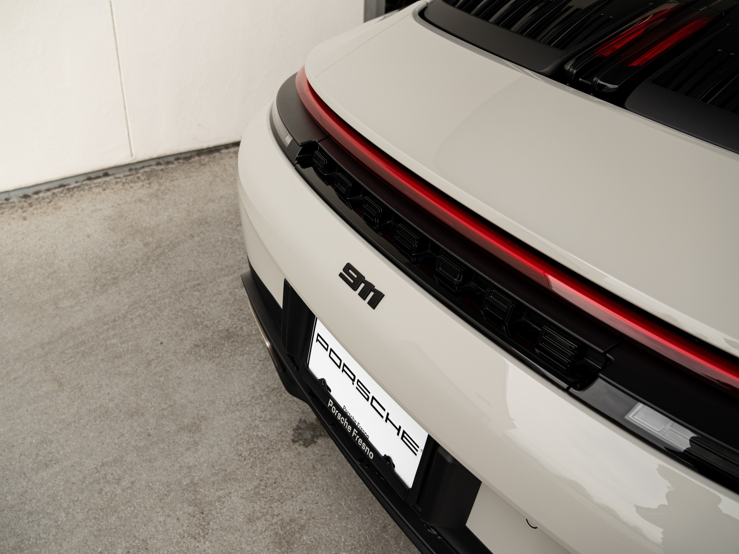 2025 Porsche 911 - Photo 17