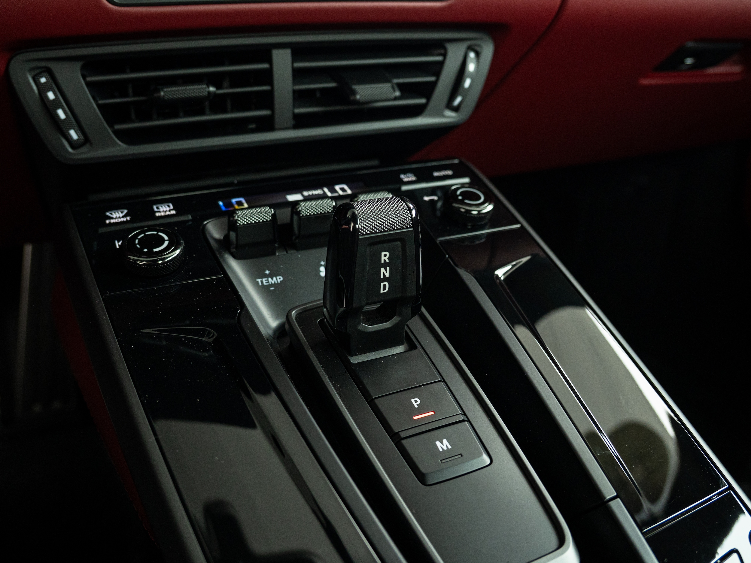2025 Porsche 911 - Photo 8