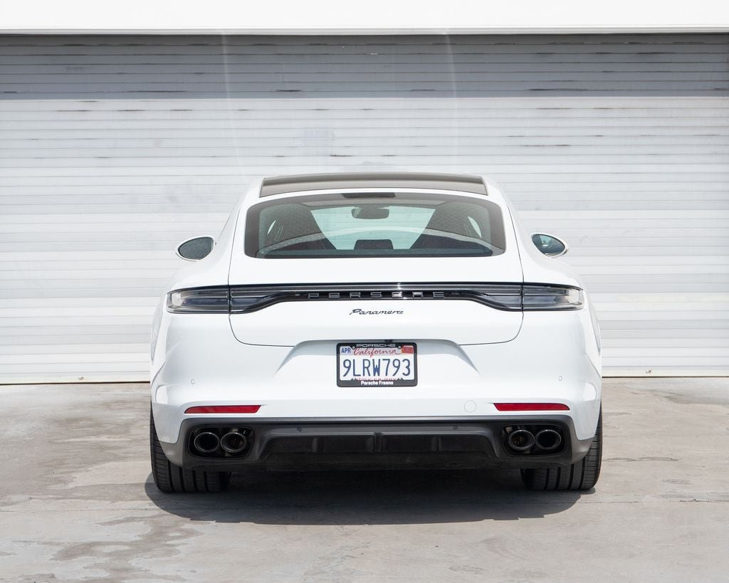 2023 Porsche Panamera 4 Platinum Edition photo 5