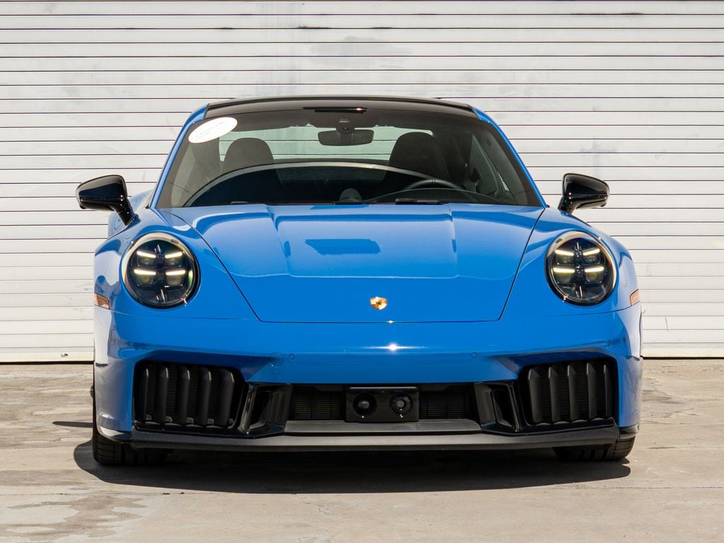2025 Porsche 911 GTS - Photo 30