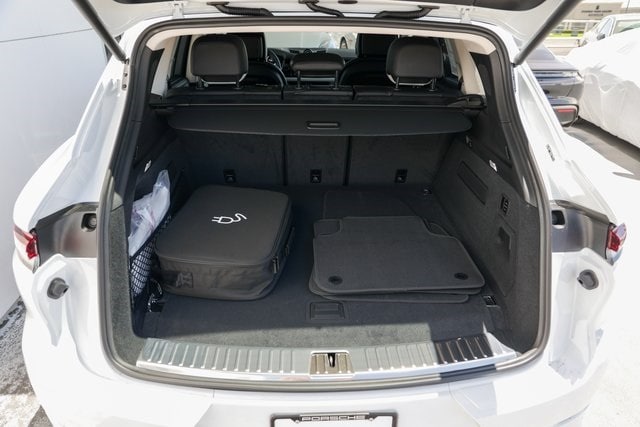 2025 Porsche Cayenne Turbo E-Hybrid - Photo 25