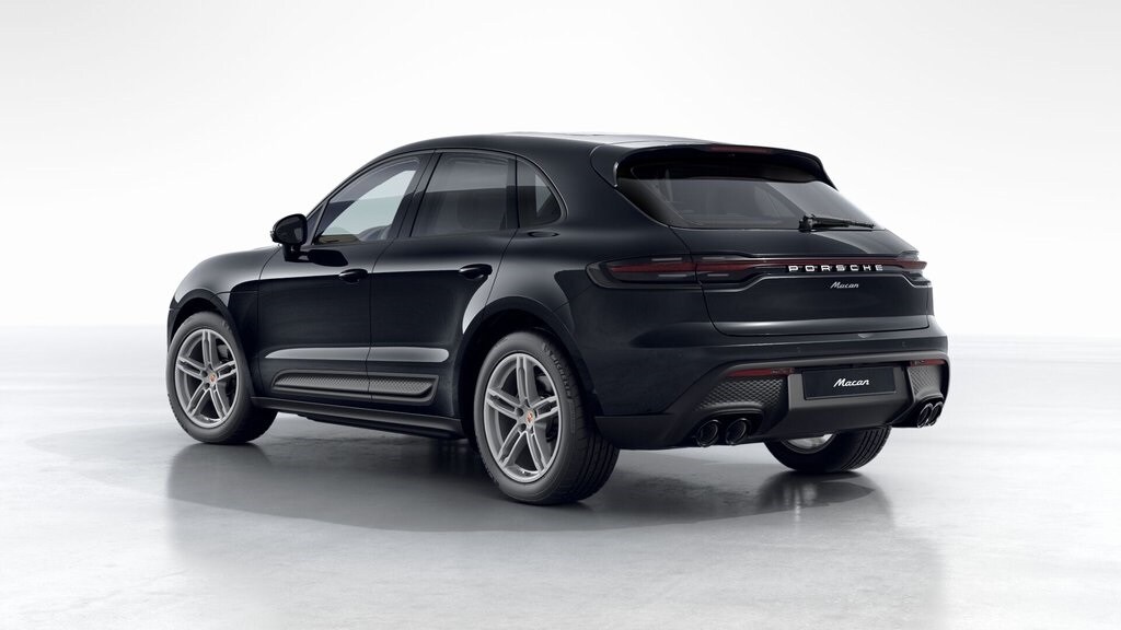 2025 Porsche Macan T photo 2