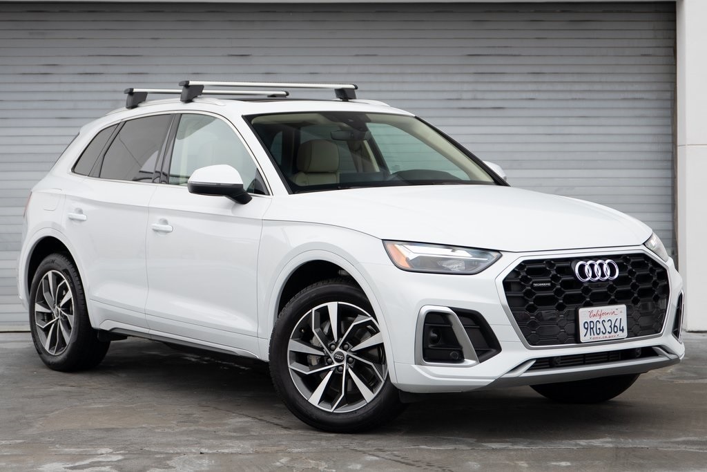 2025 Audi Q5 Premium Plus's photo