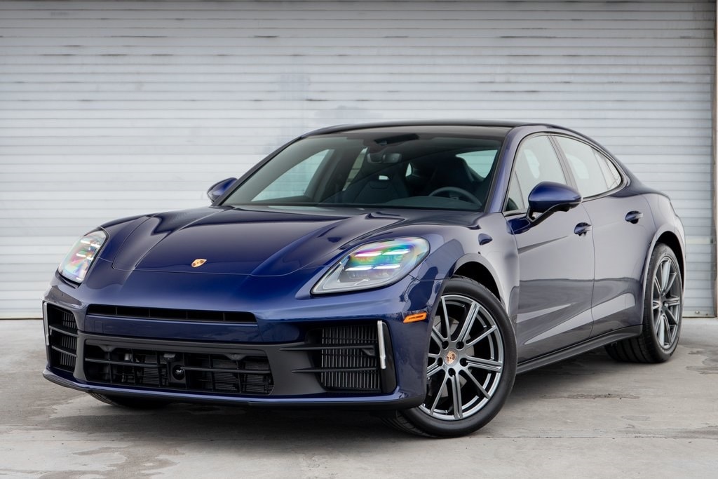 2026 Porsche Panamera Base