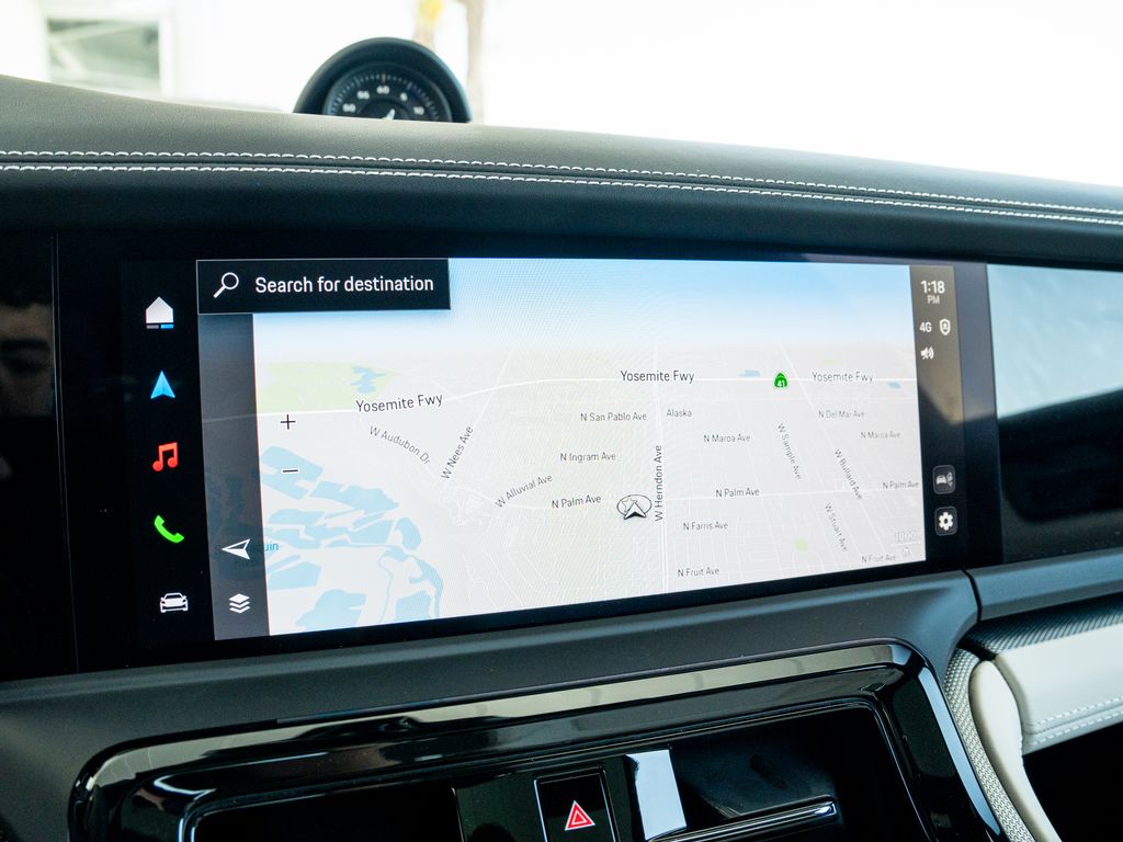 2026 Porsche Panamera 4 E-Hybrid - Photo 9