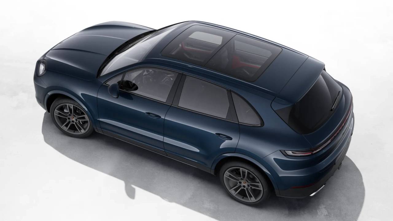 2026 Porsche Cayenne photo 4