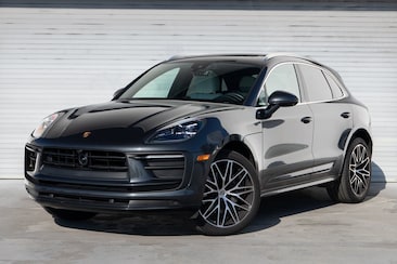 2025 Porsche Macan SUV