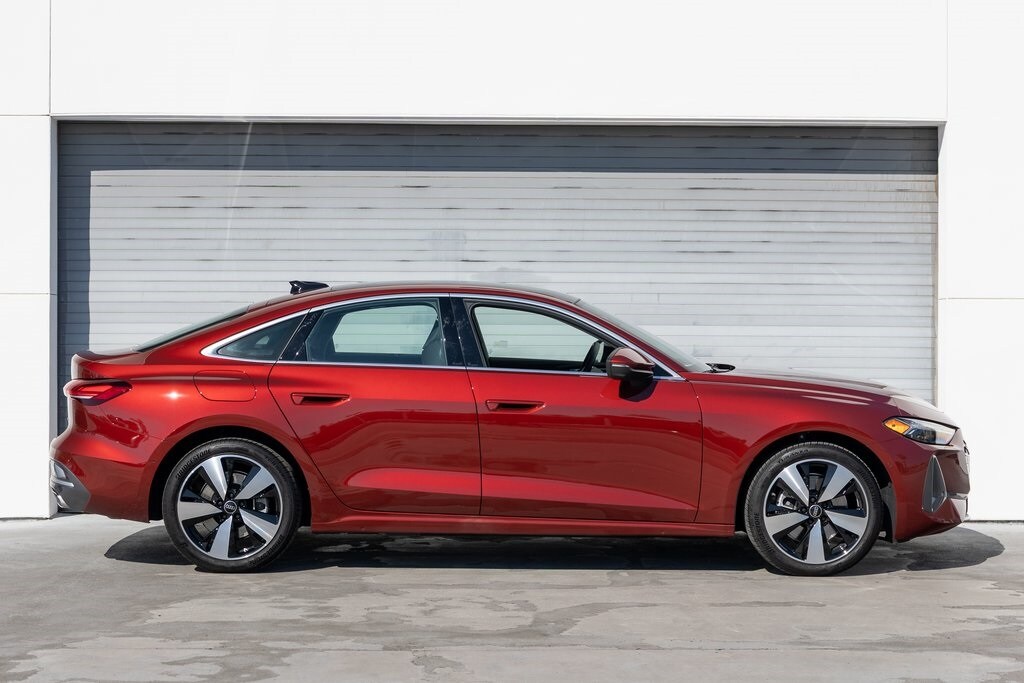 2025 Audi A5 2.0T Premium Plus Quattro photo 2