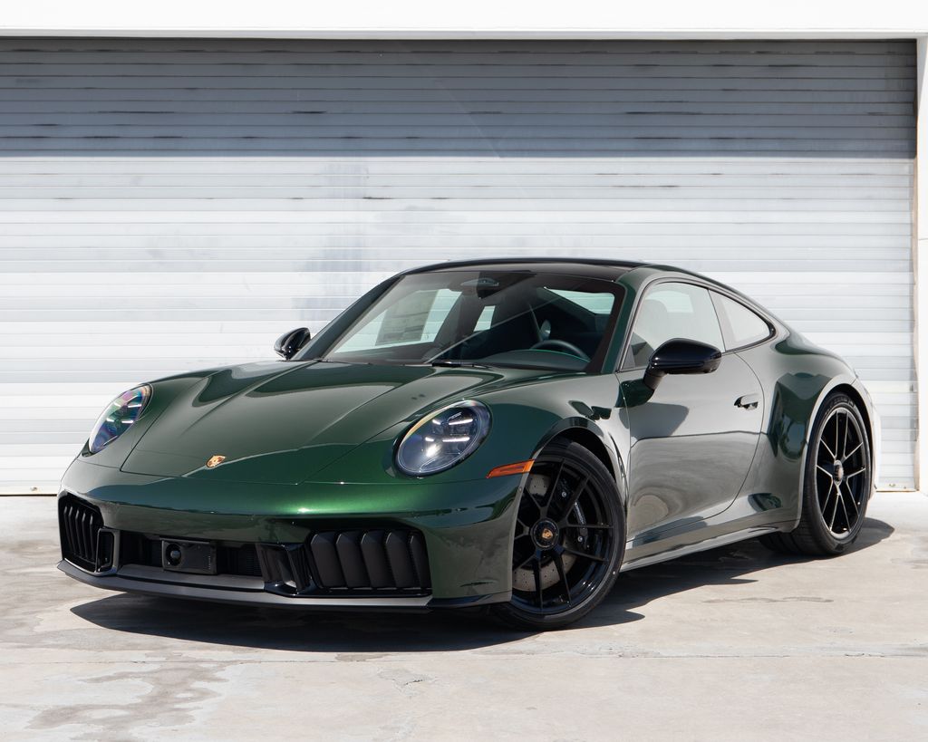 2026 Porsche 911 GTS