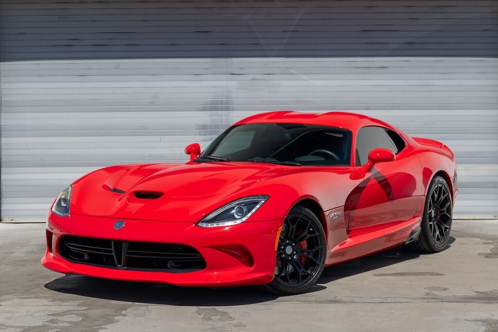 2015 Dodge Viper SRT10 Coupe photo 3