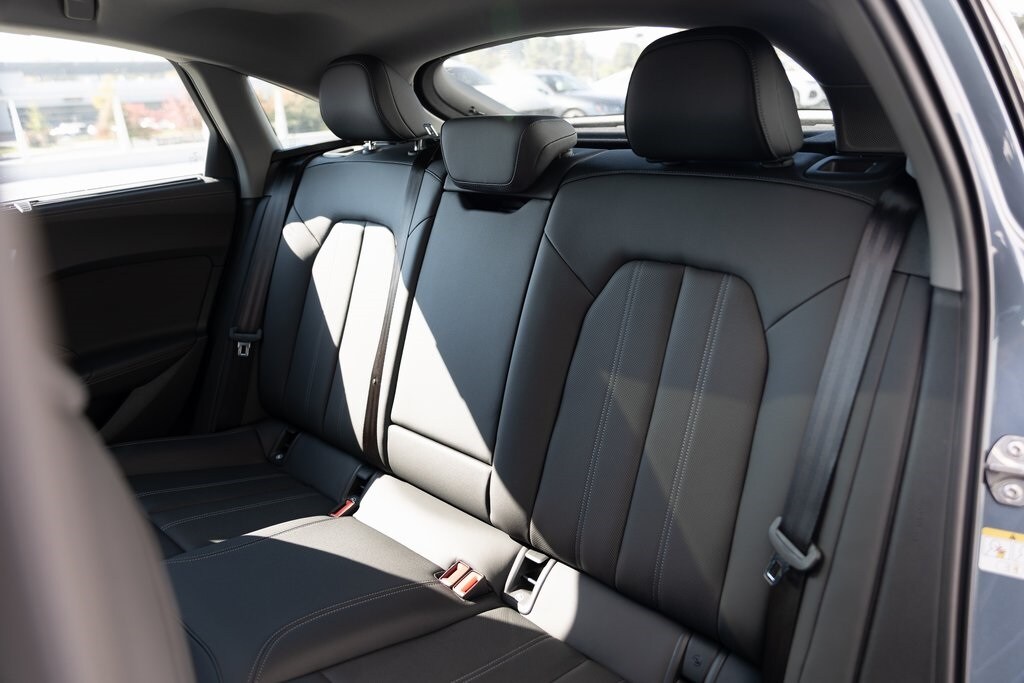 2025 Audi A5 2.0T Premium Plus photo 6