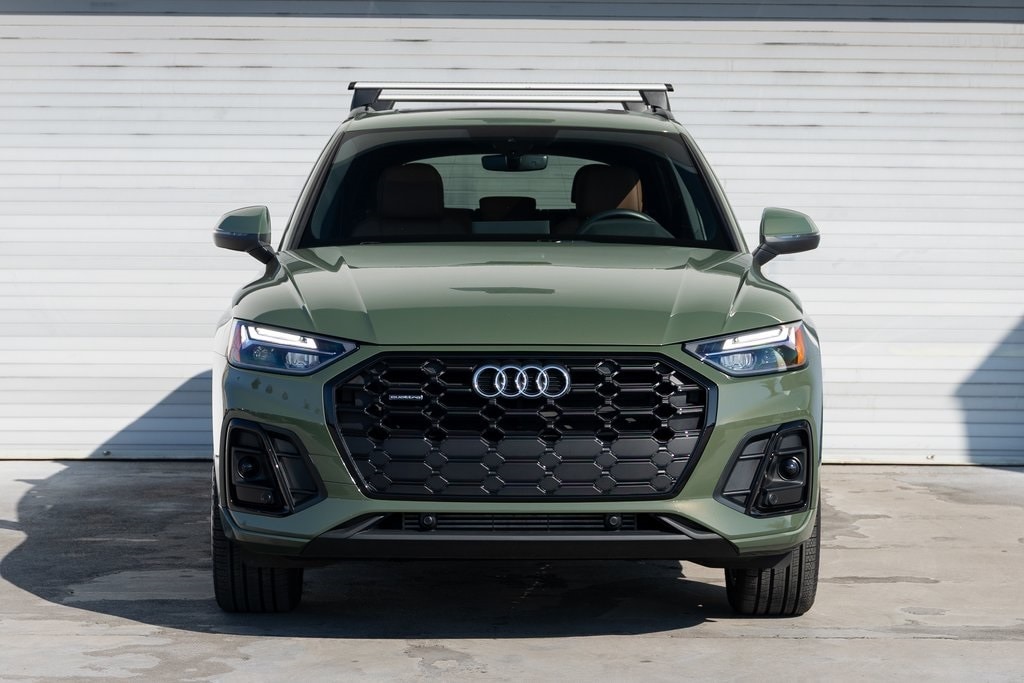 2025 Audi Q5 Premium's photo