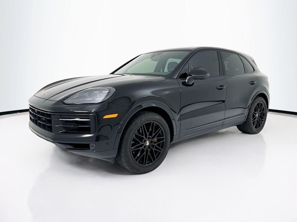 2024 Porsche Cayenne's photo