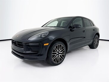 2025 Porsche Macan SUV