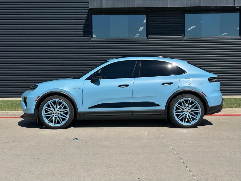 Certified 2024 Porsche Macan Base with VIN WP1AA2XA9RL003594 for sale in Grapevine, TX