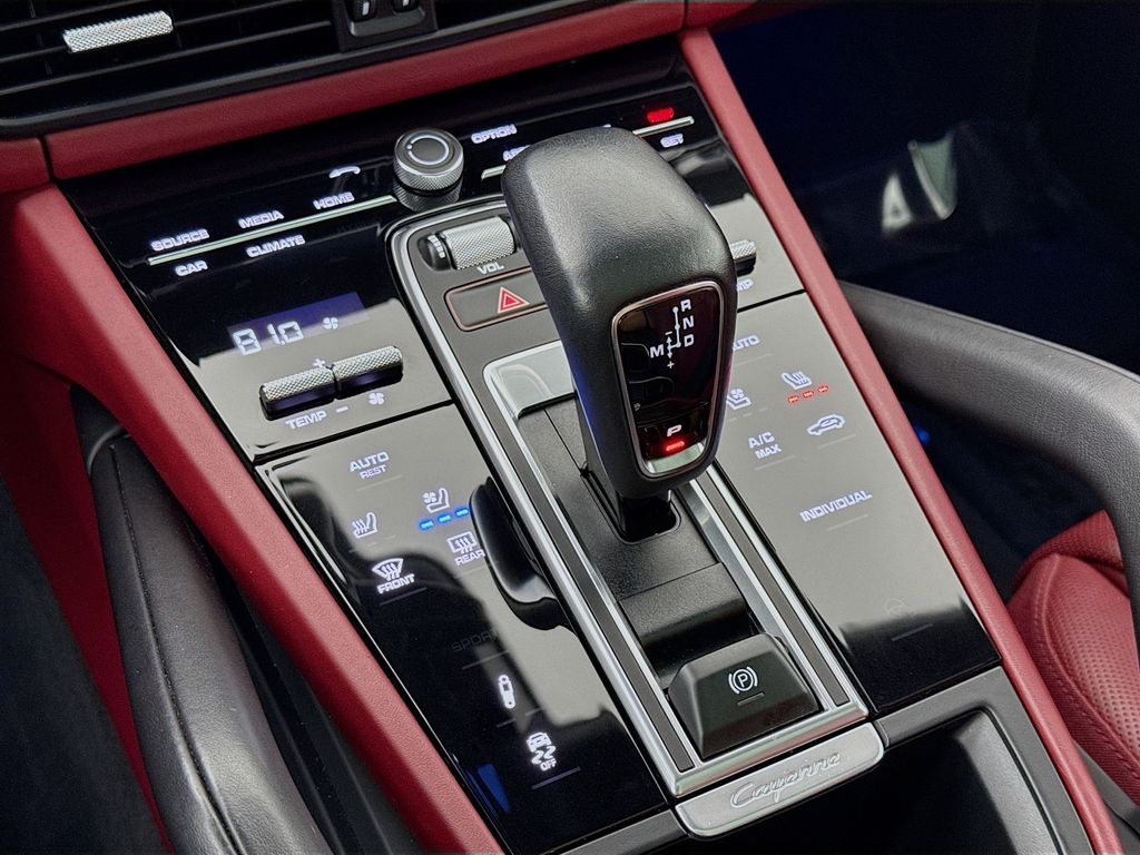 2023 Porsche Cayenne Coup Platinum Edition - Photo 23