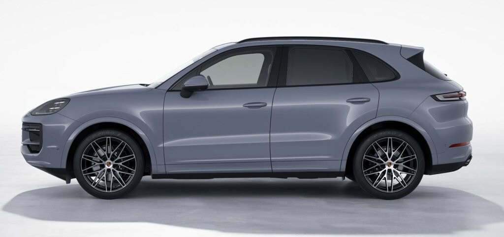 2026 Porsche Cayenne photo 3