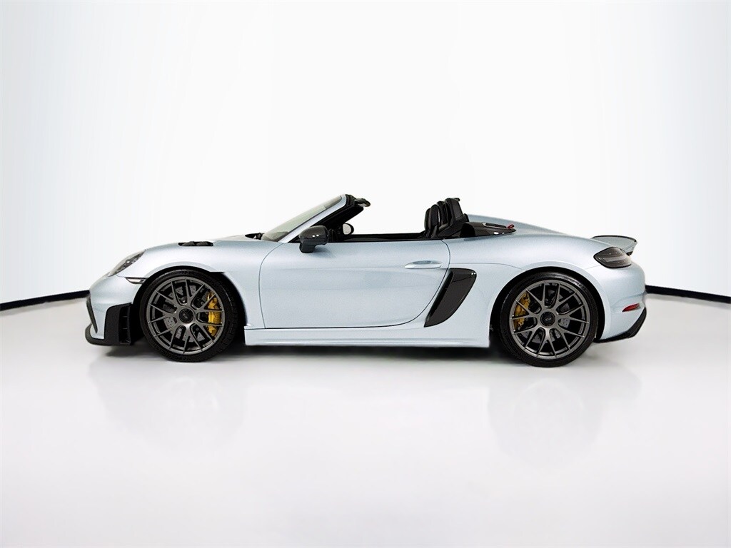 2024 Porsche Boxster Spyder photo 2
