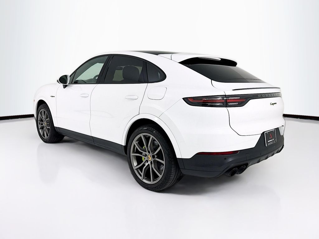 2023 Porsche Cayenne Coup Platinum Edition - Photo 3